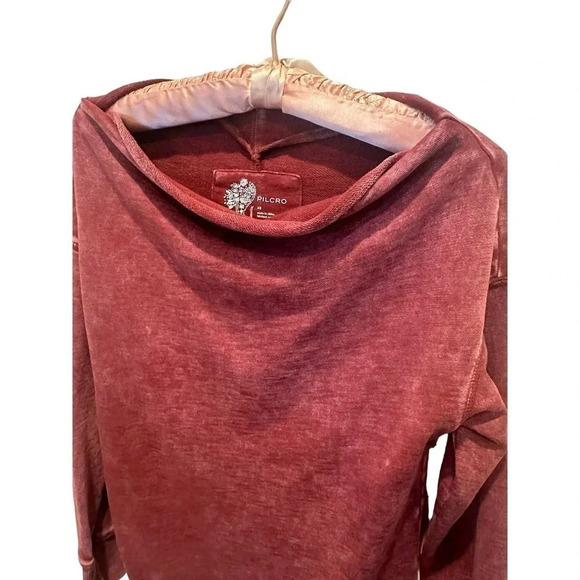 Pilcro Women's Red Long Sleeve Acid Wash Pullover Sweatshirt Size XS - Picture 2 of 5